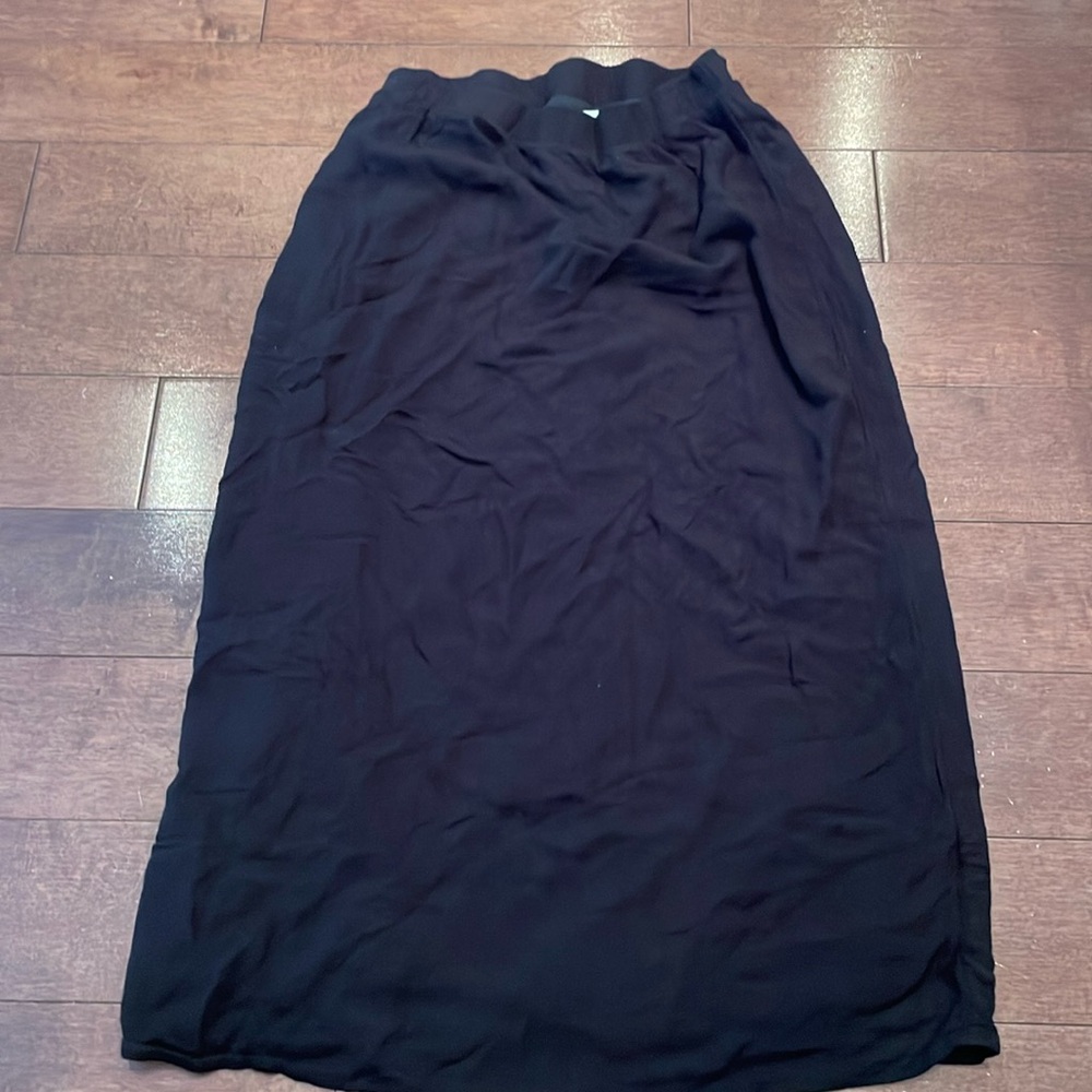 Long black skirt